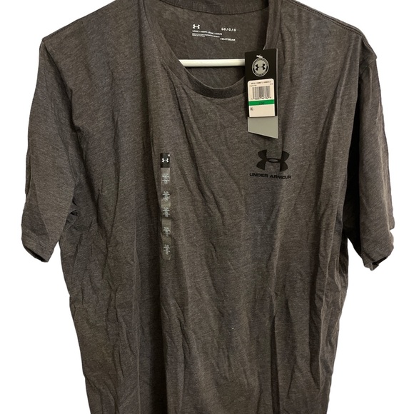 NWT UNDER ARMOUR HEATGEAR SHIRT 🔥🔥🔥🔥 - Picture 1 of 11